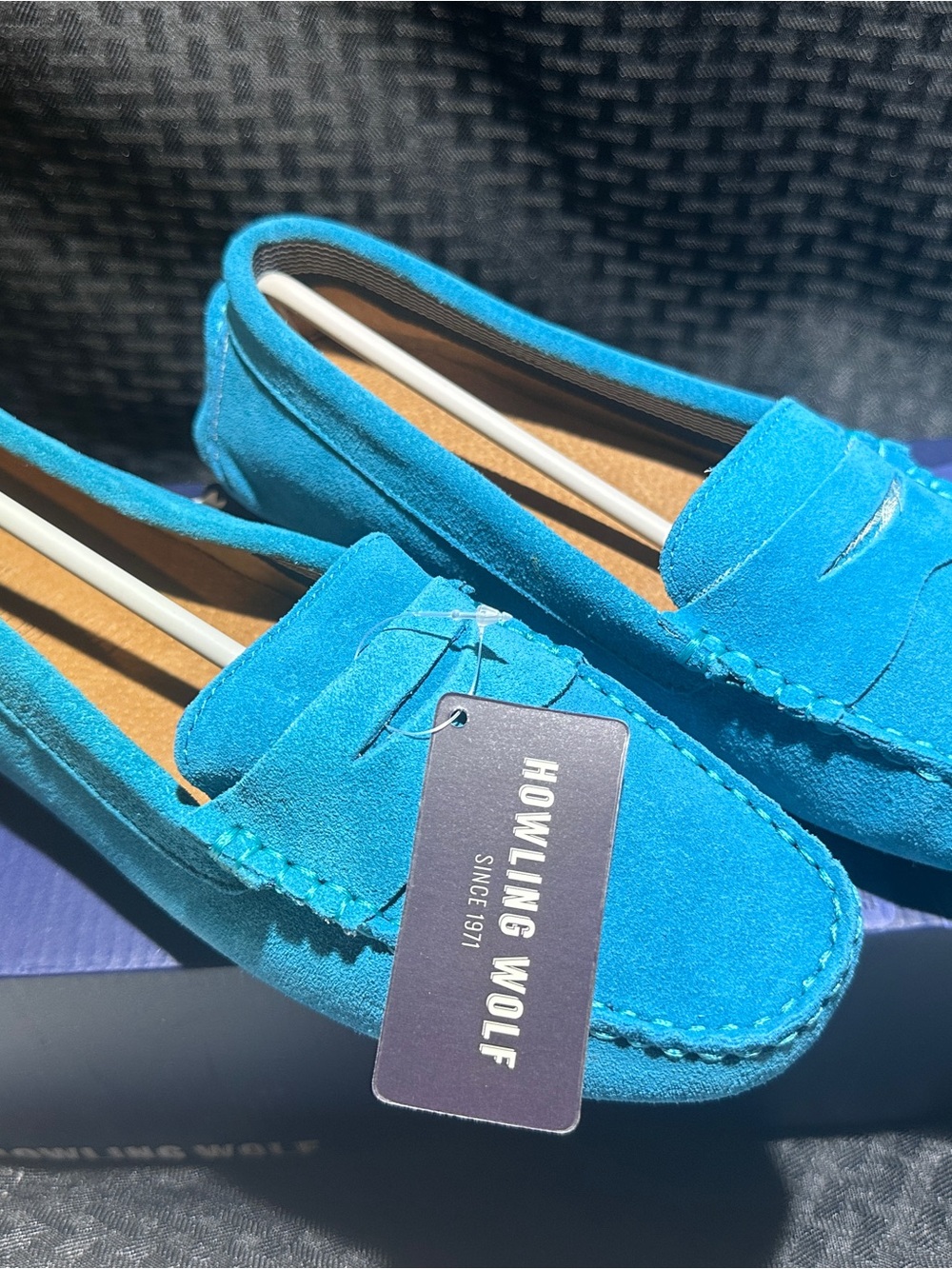 Howling Wolf Sydney Turquoise Suede Penny Sz 8